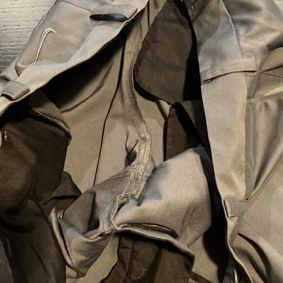 Nike Golf Tour Performance Grey Dri Fit Flat Front Golf Shorts Size 34 - Picture 4 of 5